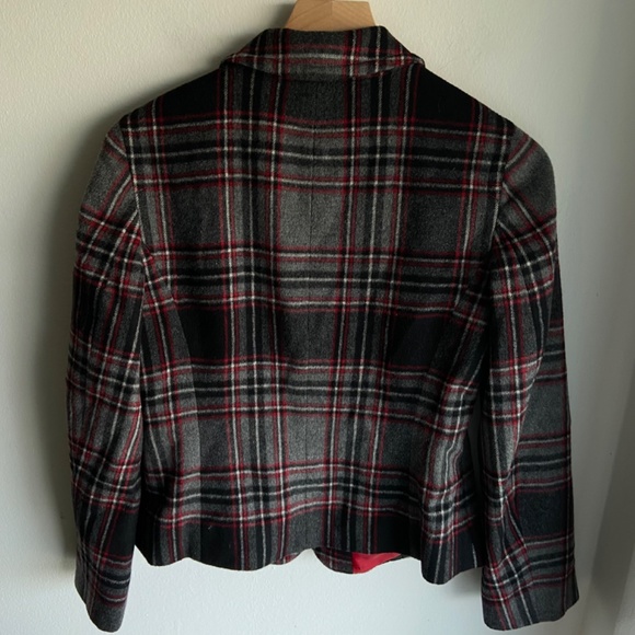 Vintage y2k Talbots wool black red plaid cropped blazer jacket- size 8 - Picture 3 of 6